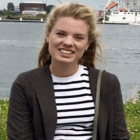 Pasfoto Anne van Eijk