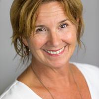 Pasfoto Moniek de Boer